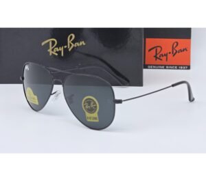 Ray-Ban Aviator Style Sunglasses (Light Black)