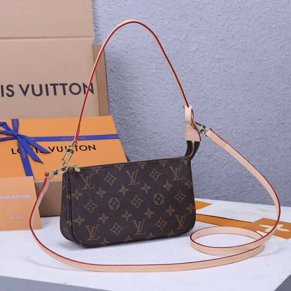 LV Pochette Accessoires - Image 4