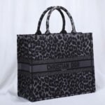 LARGE DIOR BOOK TOTE - Image 7