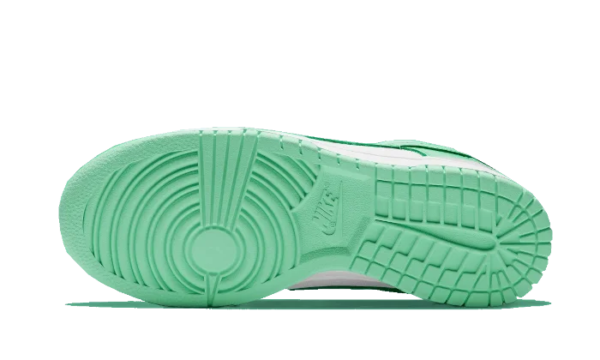 Green Glow - Image 5