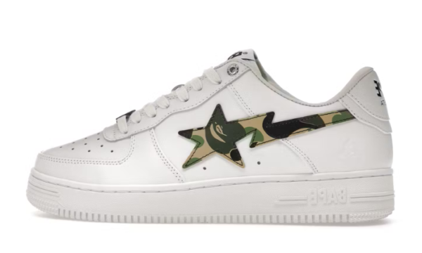 ⁦حذاء BAPE ABC Camo أبيض أخضر (2022)⁩ - الصورة ⁦2⁩
