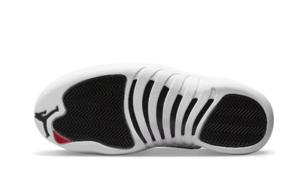 ⁦حذاء Air Jordan Retro Playoffs (2022)⁩ - الصورة ⁦4⁩