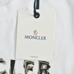 Best Moncler t-shirt - Image 7