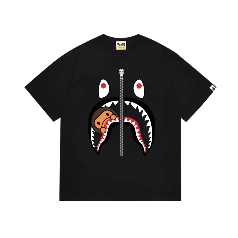 0422a1fd8e2260e6bc7fde2ddfa0fb20.webp T-Shirts Bape - Image 1