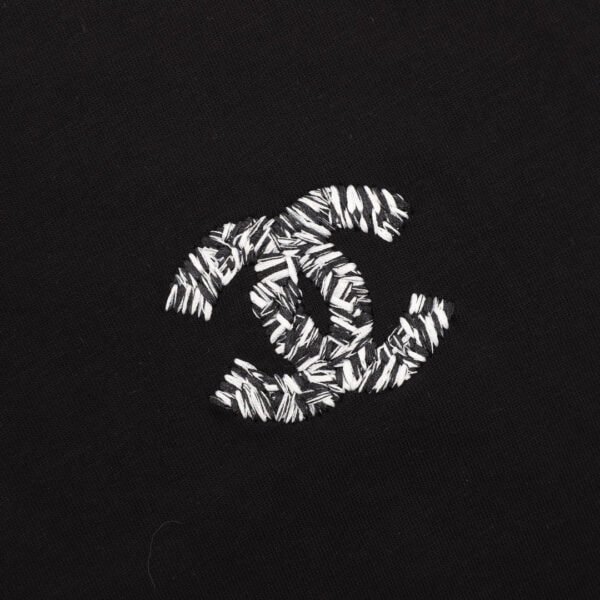 Best Chanel T-shirt - Image 7