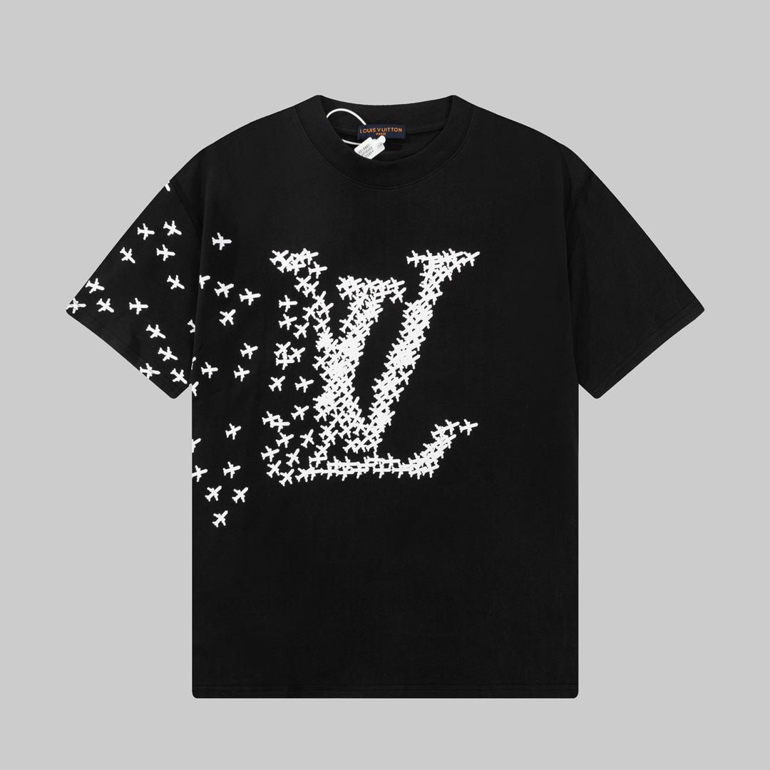 050ba51c3d709e90dde084db6d4d4029.jpeg Top Rated LV Shirt - Image 1