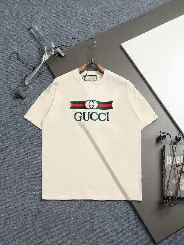 Best Gucci t-shirt - Image 2