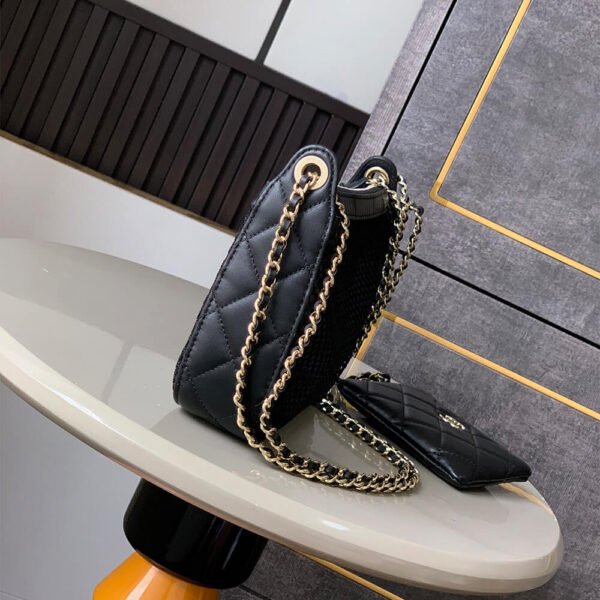 Chanel Clutch with Chain(HIGH-END GRADE) - Image 4