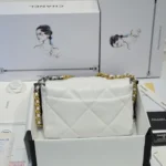 CHANEL 19 HANDBAG - Image 5