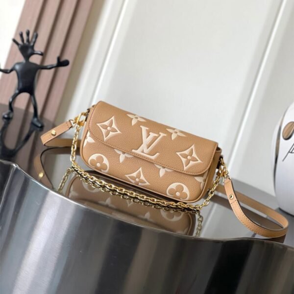 LV Wallet on Chain Ivy - Image 3
