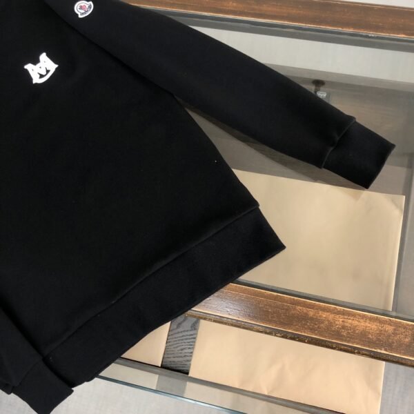 Casual Crewneck Sweatshirt - Image 7