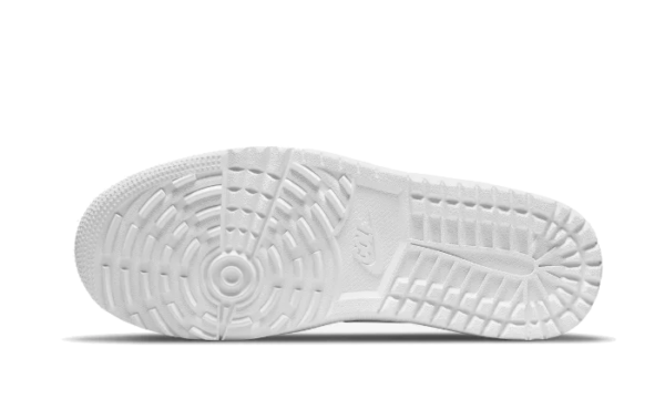 Golf Triple White - Image 4