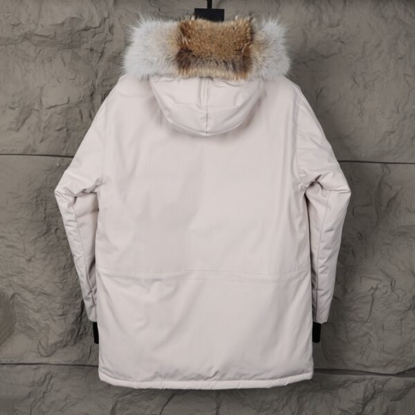 Canada Goose DownJacket - Image 3