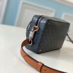 Louis Vuitton VOLGA ON STRAP - Image 4