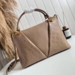 LV TOTE MM HANDBAG - Image 5
