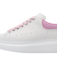 White Pink Tail