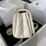 CHANEL FLAP - Image 7