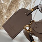 LV TOTE MM HANDBAG - Image 7