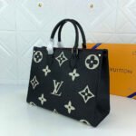 Louis Vuitton CRAFTY ONTHEGO GM - Image 7