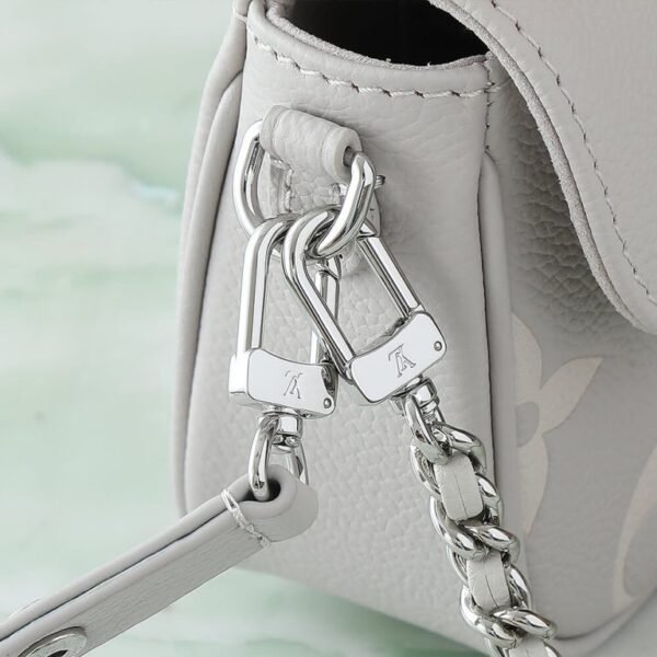 LV WALLET ON CHAIN ​​IVY BAG - Image 7