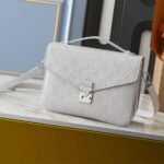 LV Pochette Métis - Image 3