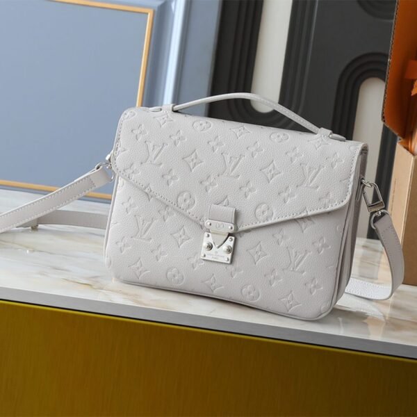 LV Pochette Métis - Image 3