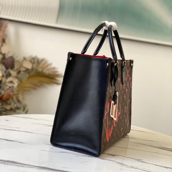Louis Vuitton ONTHEGO MM - Image 4
