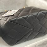 CHANEL SHOPPING BAG - Image 10