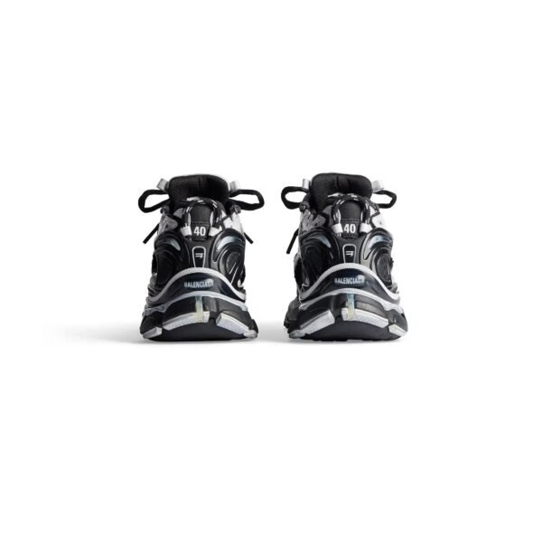 RUNNER - Image 7