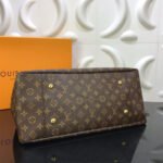 Louis Vuitton ARTSY MM - Image 6