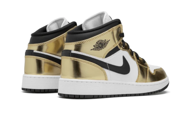 White Metallic Gold - Image 4