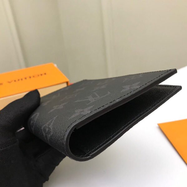LV PASSPORT COVER - Image 7