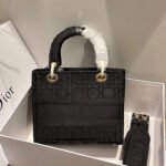 DIOR MEDIUM LADY D-LITE BAG - Image 5