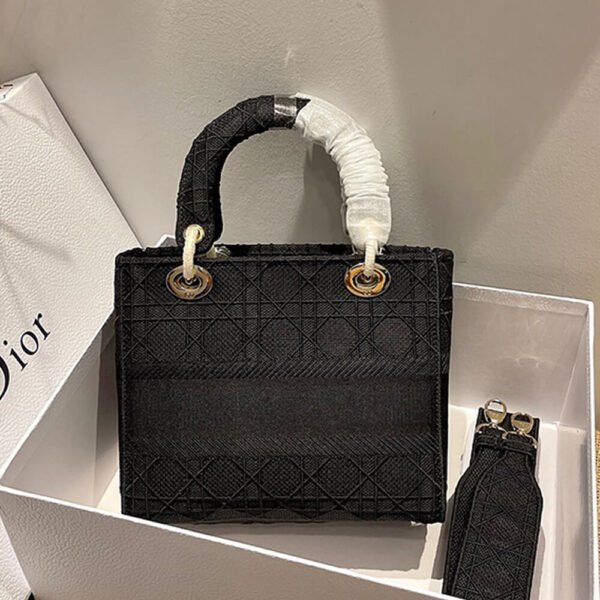DIOR MEDIUM LADY D-LITE BAG - Image 5