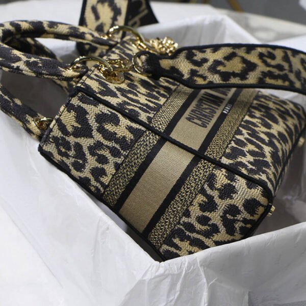DIOR MEDIUM LADY D-LITE BAG - Image 4