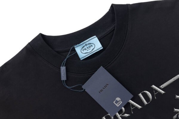 Prada T-shirt - Image 6