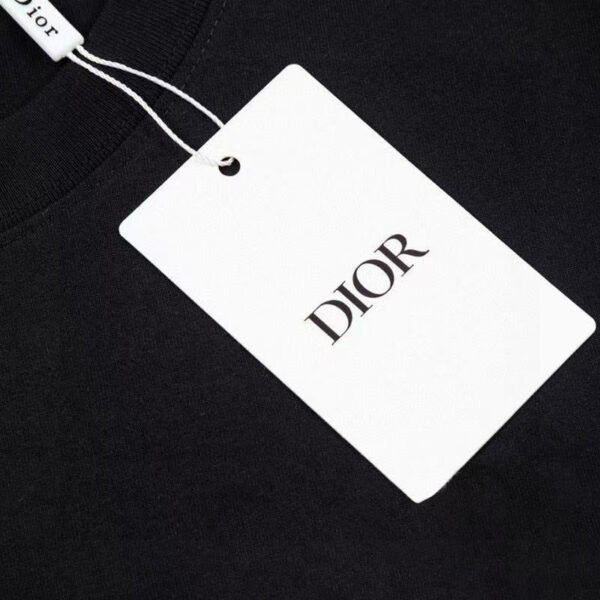 High Quality Dior T-shirt - Image 6