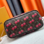LV x TM Neverfull MM - Image 6