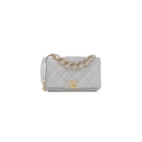 CHANEL FLAP - Image 2