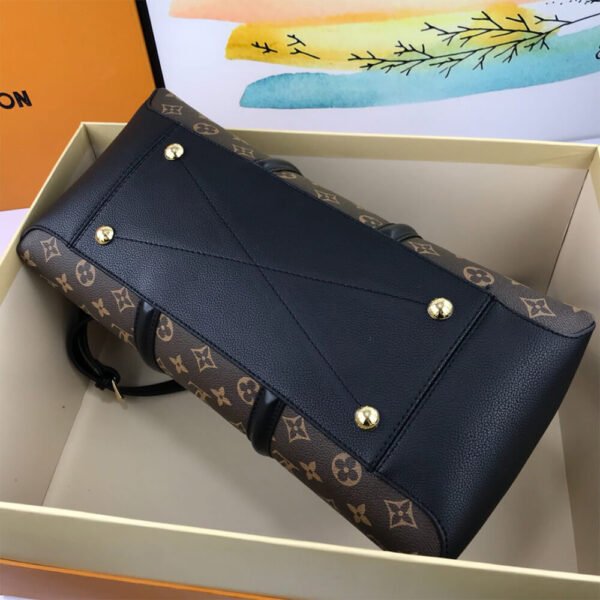 Louis Vuitton SOUFFLOT MM - Image 7