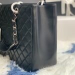 CHANEL Grand Shopping Tote - Image 7