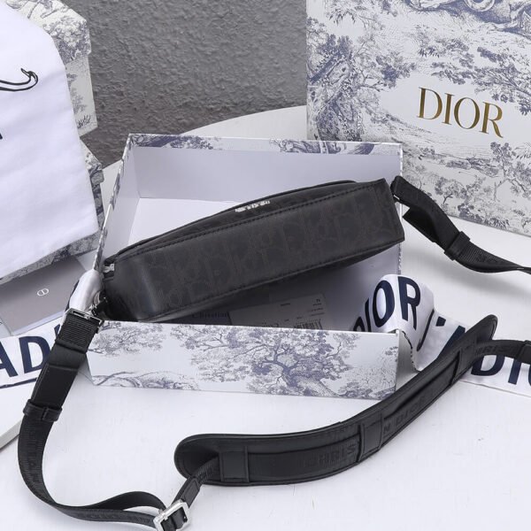 DIOR SAFARI MESSENGER BAG - Image 6