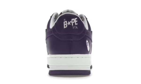 ⁦حذاء BAPE أبيض بنفسجي (2022)⁩ - الصورة ⁦4⁩