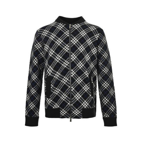 High Quality Burberry Jacket - Image 2