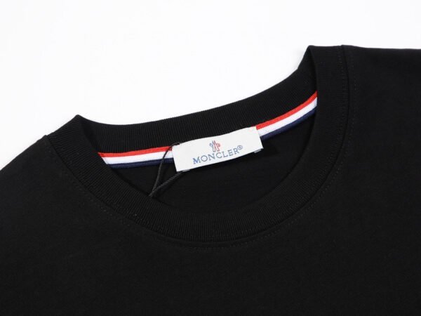 Best Moncler t-shirt - Image 5