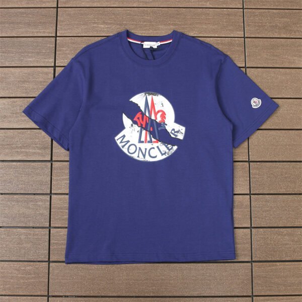 Best Moncler t-shirt - Image 7