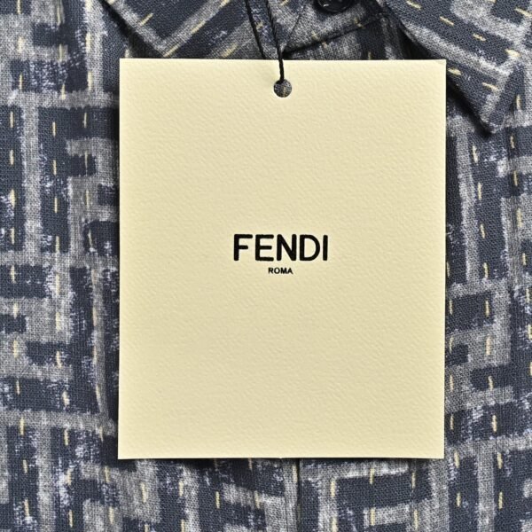 Top rated Fendi t-shirt - Image 6