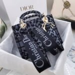 DIOR MEDIUM LADY D-LITE BAG - Image 10