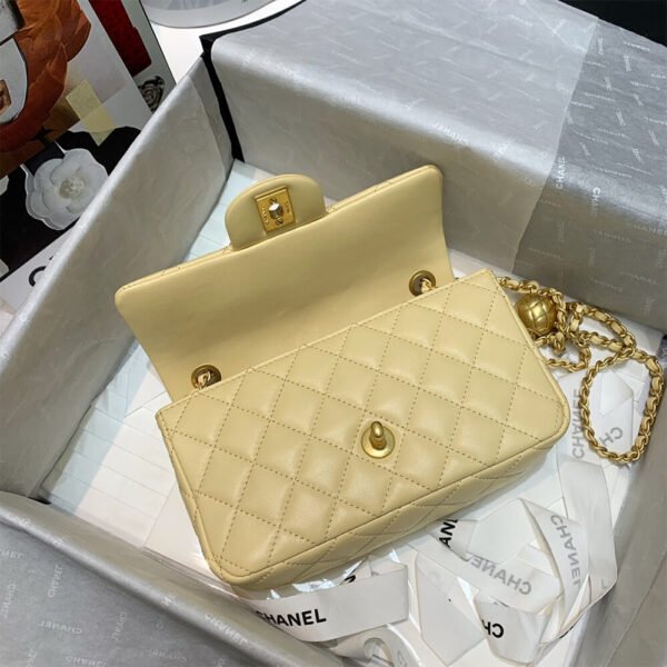 CHANEL Classic Flap Shoulder Bag - Image 7
