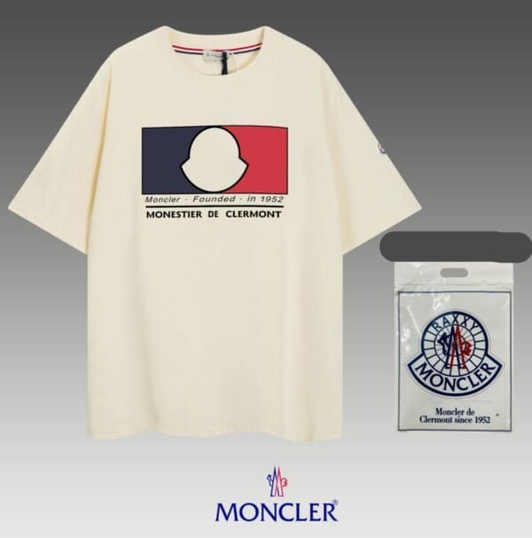 Best Moncler t-shirt - Image 5
